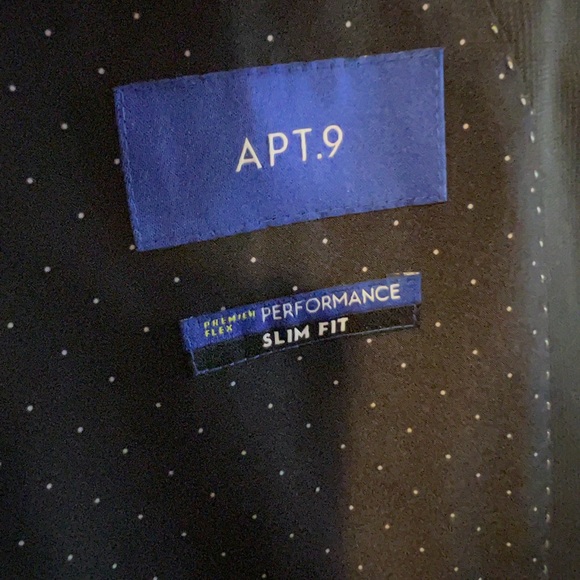 Apt 9 light pinstripe black suit size 36R 
Pants sold separately(bundle & save) - Picture 4 of 6